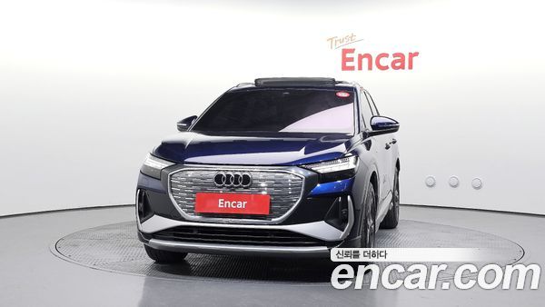 Audi Q4 e-tron 2022, фото 3