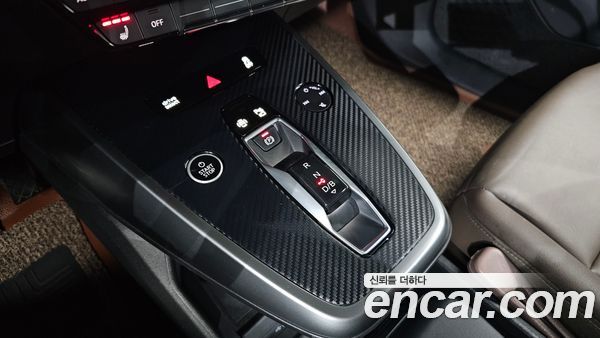 Audi Q4 e-tron 2022, фото 9