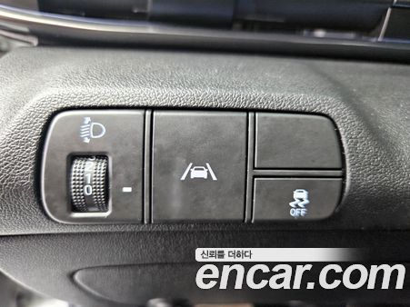 Hyundai Elantra 2022, фото 16