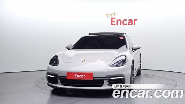 Porsche Panamera 2020, фото 3