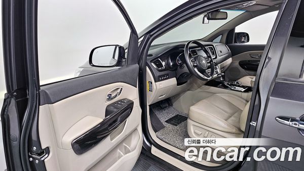 Kia Carnival 2020, фото 10