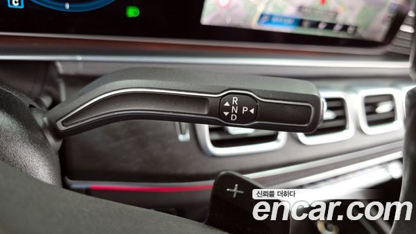 Mercedes-Benz GLS 2021, фото 9