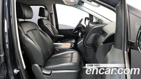 Hyundai Staria 2023, фото 11