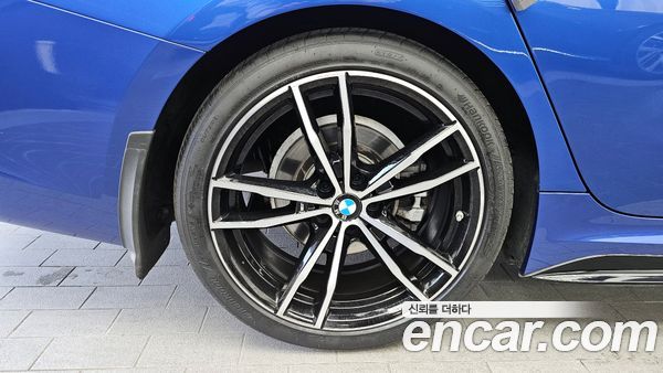 BMW 3 Series 2021, фото 5