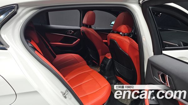 BMW 1 Series 2022, фото 16