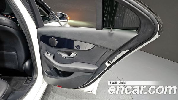 Mercedes-Benz C-Class 2020, фото 31