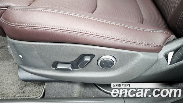 Genesis GV70 2026, фото 31