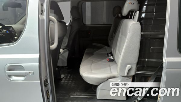 Hyundai Grand Starex 2021, фото 16