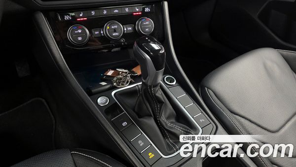 Volkswagen Jetta 2023, фото 12