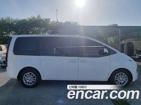 Hyundai Staria 2022, фото 5