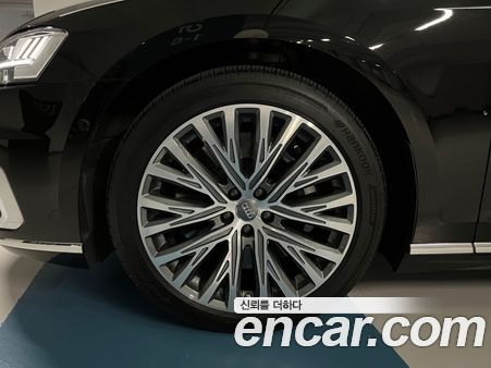 Audi A8 2020, фото 7