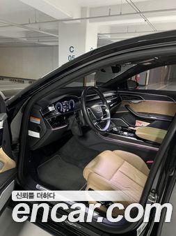 Audi A8 2020, фото 12