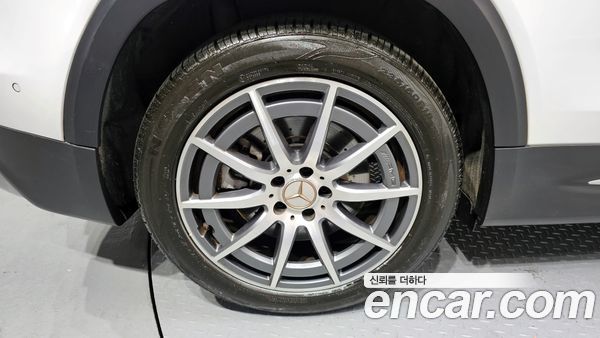 Mercedes-Benz GLB 2021, фото 5