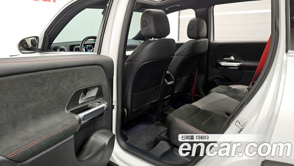 Mercedes-Benz GLB 2021, фото 16