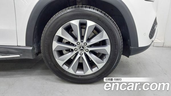 Mercedes-Benz GLE 2023, фото 5