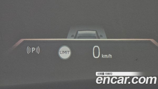 BMW 7 Series 2023, фото 25