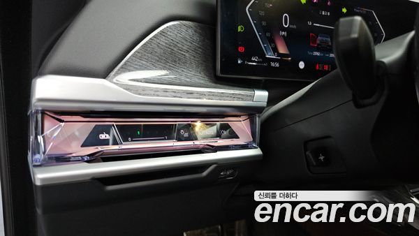 BMW 7 Series 2023, фото 29