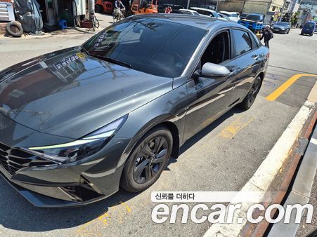 Hyundai Elantra 2022, фото 2