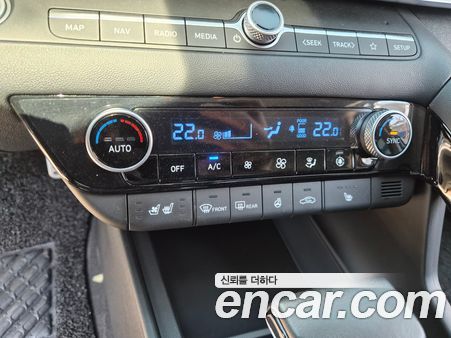 Hyundai Elantra 2022, фото 12