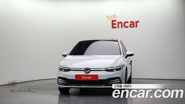 Volkswagen Golf 2024, фото 3