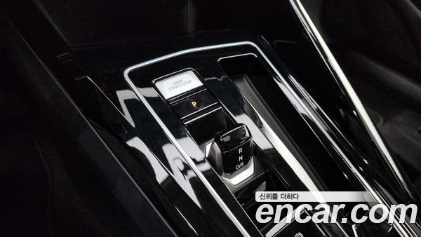 Volkswagen Golf 2024, фото 12