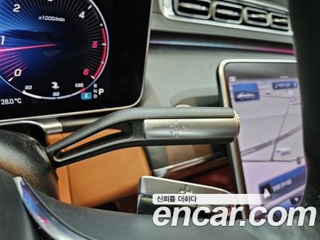 Mercedes-Benz S-Class 2022, фото 9