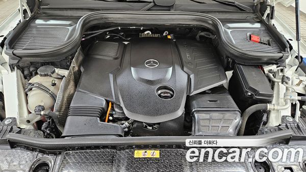 Mercedes-Benz GLE 2024, фото 6