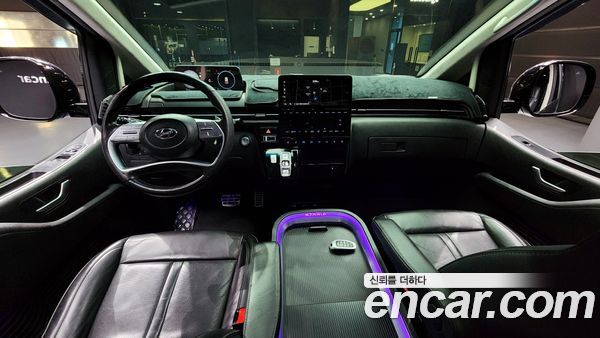 Hyundai Staria 2023, фото 10