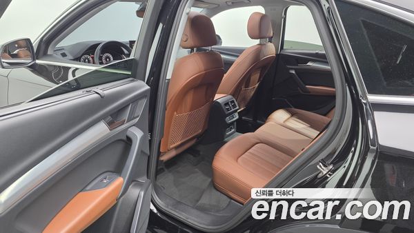 Audi Q5 2023, фото 17