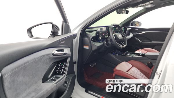 Audi SQ6 e-tron 2025, фото 13