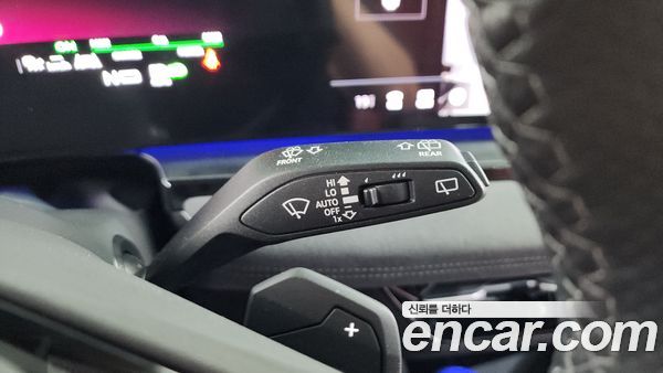 Audi SQ6 e-tron 2025, фото 30