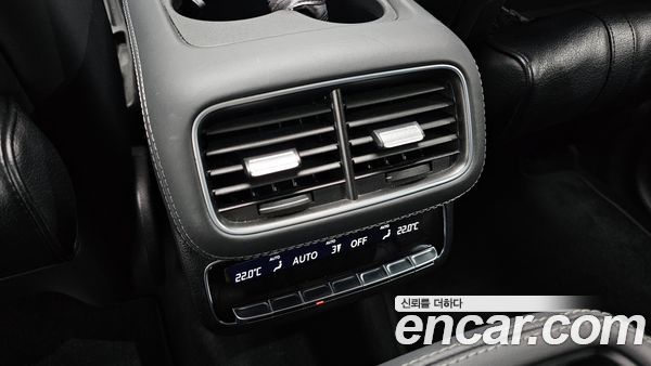 Mercedes-Benz GLS 2021, фото 31