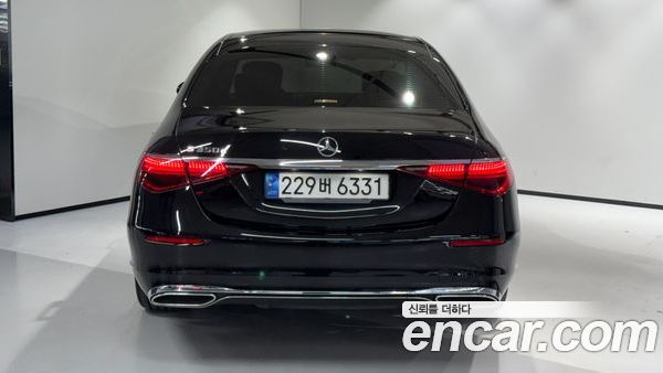 Mercedes-Benz S-Class 2023, фото 5