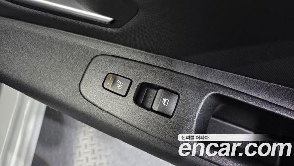 Hyundai Elantra 2022, фото 24