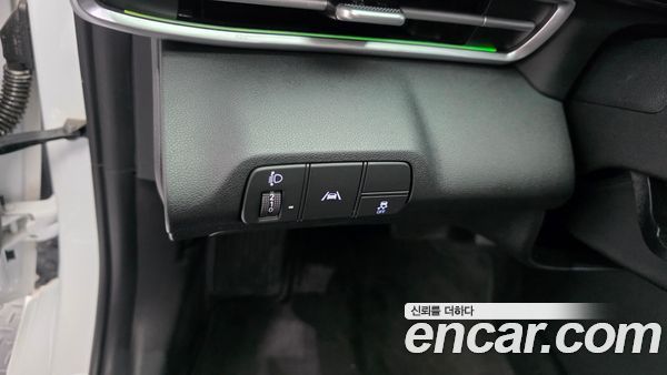 Hyundai Elantra 2022, фото 29