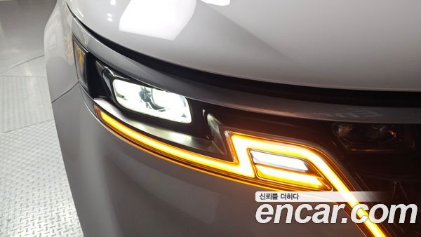 Kia Carnival 2023, фото 8