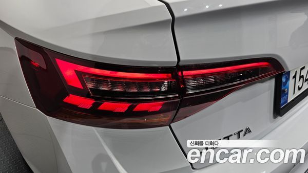 Volkswagen Jetta 2023, фото 9