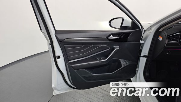 Volkswagen Jetta 2023, фото 14