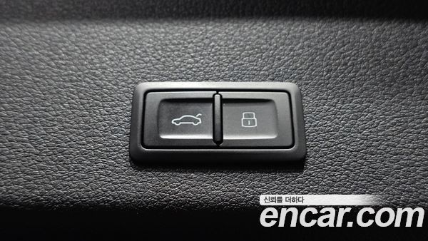 Audi e-tron 2020, фото 29