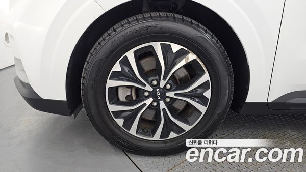 Kia Carnival 2022, фото 5