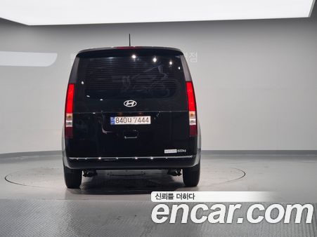 Hyundai Staria 2025, фото 6