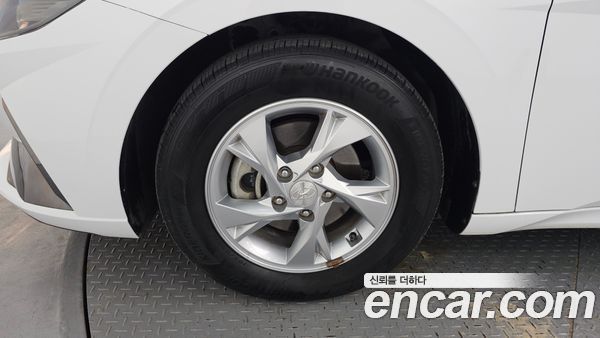 Hyundai Elantra 2021, фото 5