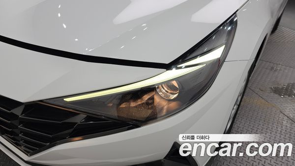 Hyundai Elantra 2021, фото 8