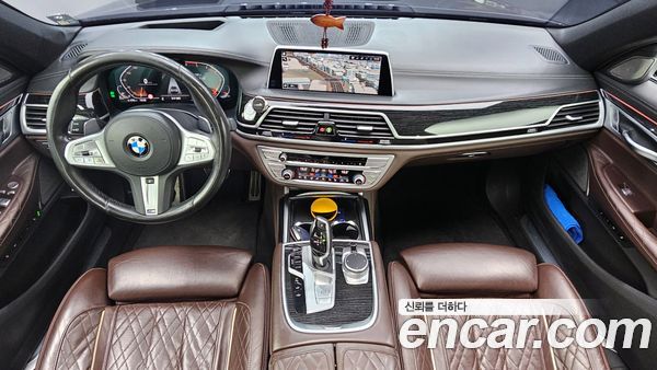 BMW 7 Series 2020, фото 7