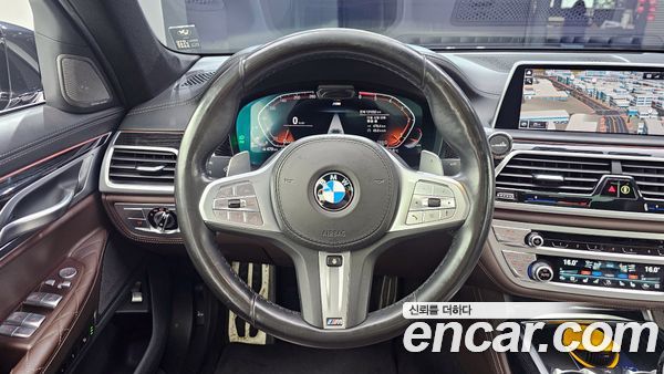 BMW 7 Series 2020, фото 12