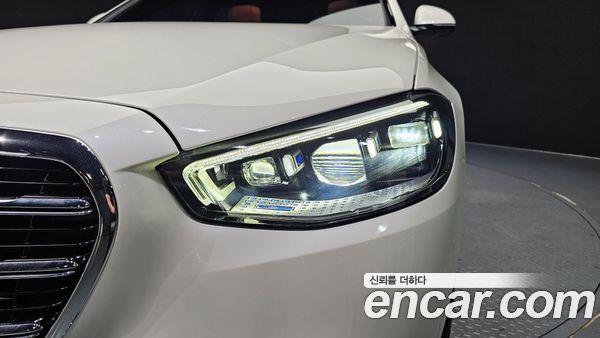 Mercedes-Benz S-Class 2022, фото 8