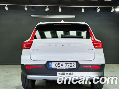 Volvo XC40 2021, фото 5