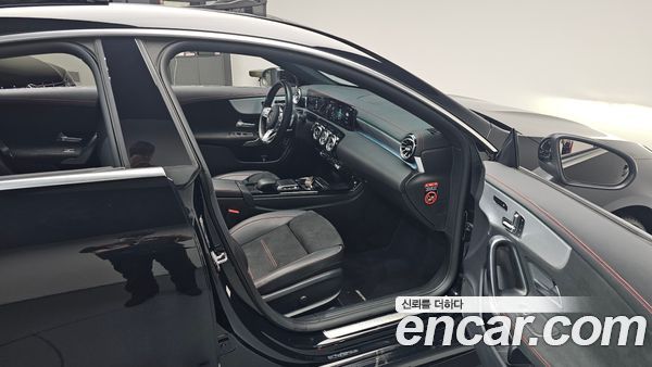 Mercedes-Benz CLA 2021, фото 16
