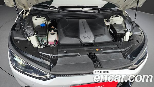 Kia EV6 2022, фото 6