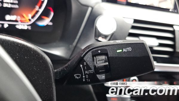BMW X4 2020, фото 30